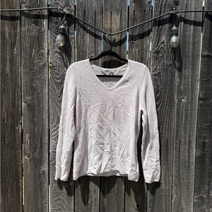 InCashmere Muted Grey- Purple Lilac V Neck 100% Cashmere Sweater Long Sleeve Lg